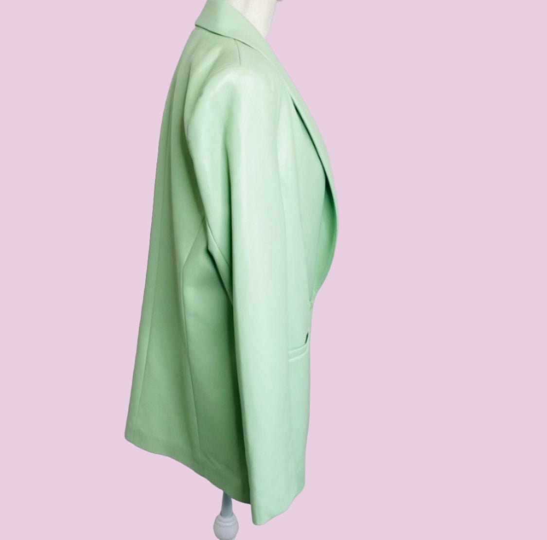 Alice + Olivia Denny Faux Leather Shawl Collar Blazer in Pistachio